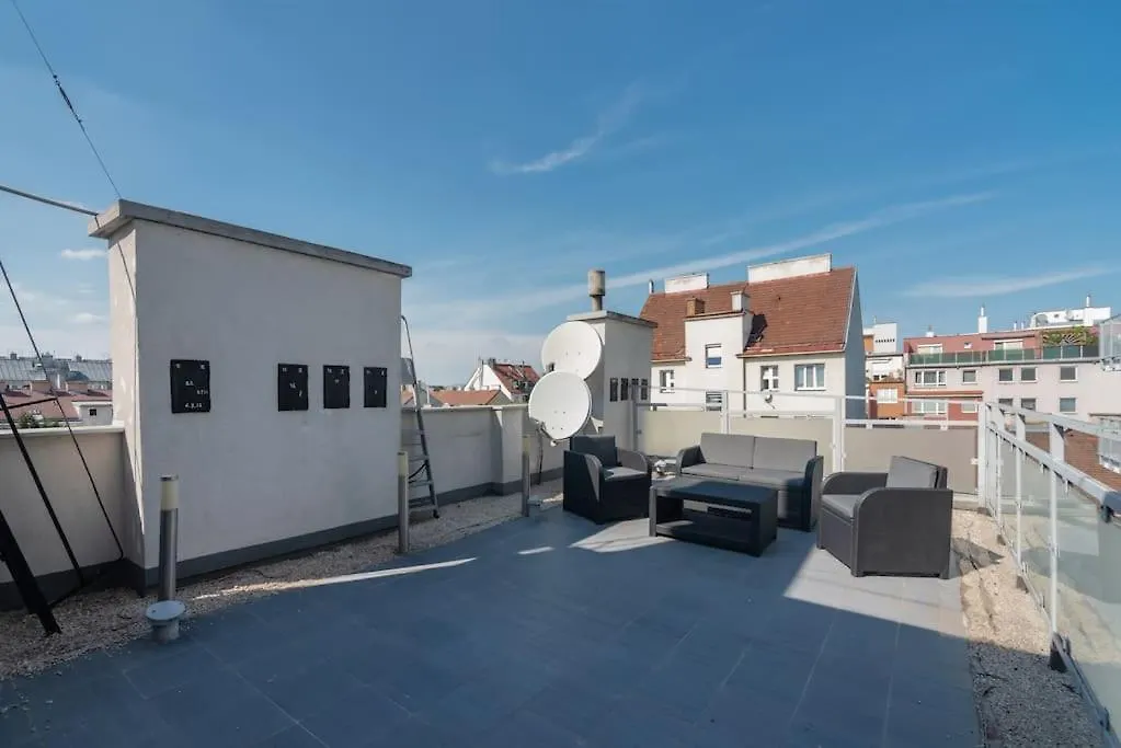 Grosse Terrasse, Klimaanlage Und U-Bahn Naehe Apartment Vienna