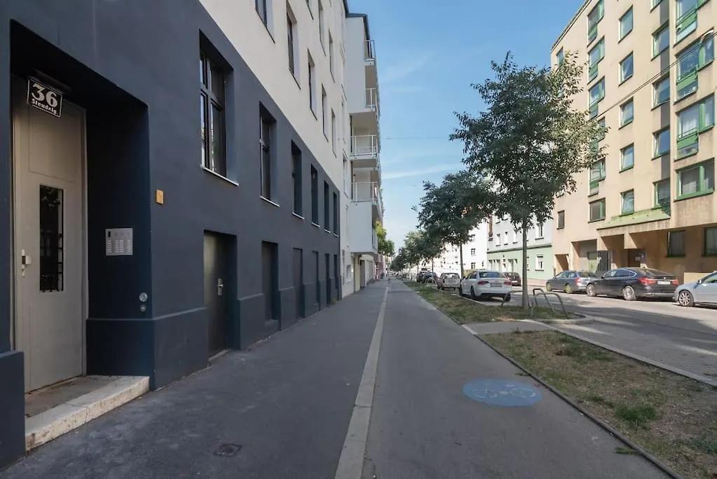 Grosse Terrasse, Klimaanlage Und U-Bahn Naehe Apartment Vienna