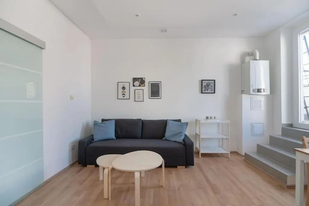 Grosse Terrasse, Klimaanlage Und U-Bahn Naehe Apartment Vienna 0*,